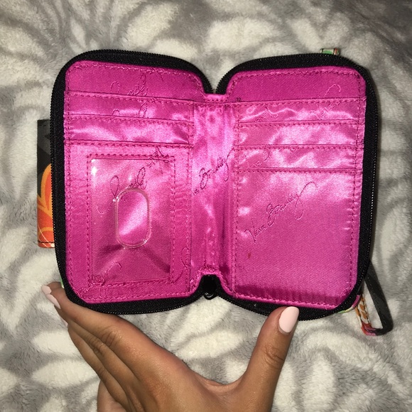 Very Bradley wristlet - Picture 3 of 4